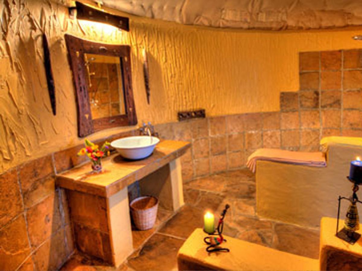 Rhino Watch Safarilodge Mweiga Номер фото