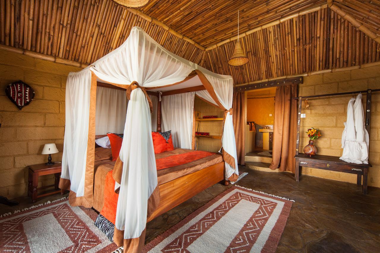 Rhino Watch Safarilodge Mweiga Екстер'єр фото
