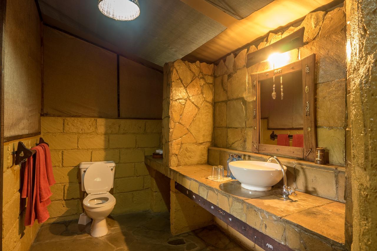 Rhino Watch Safarilodge Mweiga Екстер'єр фото